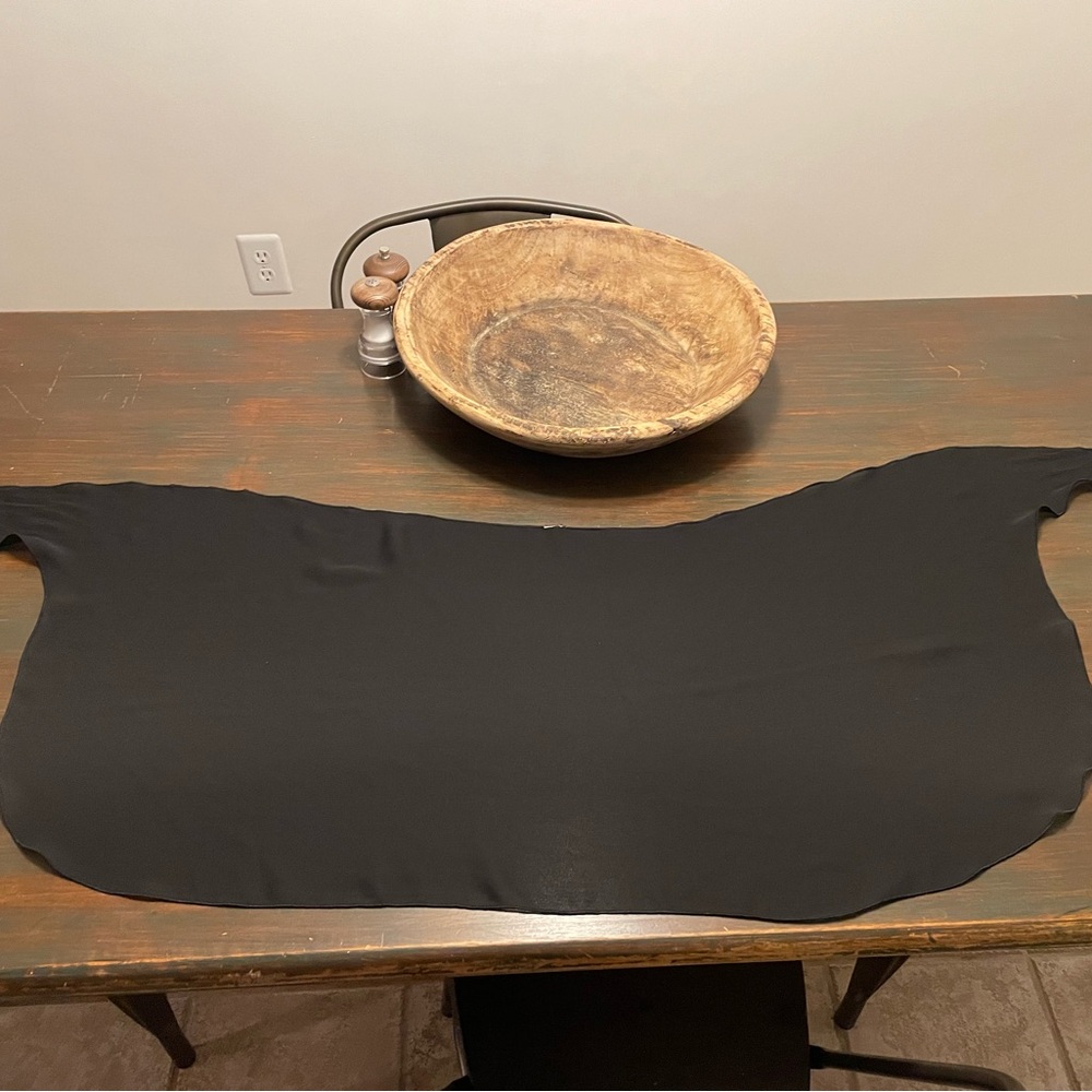 Black short sarong - Picture 3 of 4